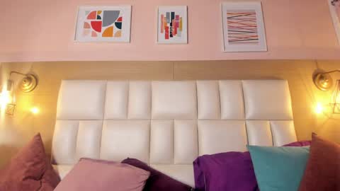 Abril online show from 12-20-24, 06:02