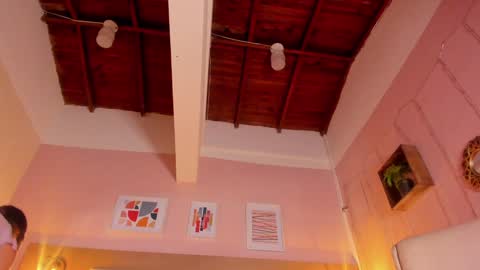 Abril online show from 12-24-24, 11:49