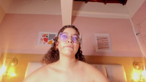 Abril online show from 01-31-25, 02:49