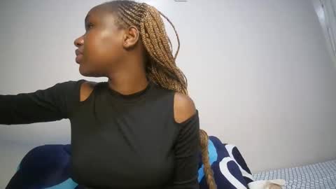 Snapshot of dollberry chatting on 12-12-24, 10:02 dollberry online show from 12-12-24, 10:02