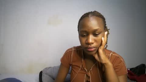 Snapshot of dollberry chatting on 02-06-25, 02:00 dollberry online show from 02-06-25, 02:00