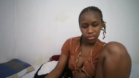 Snapshot of dollberry chatting on 02-06-25, 05:25 dollberry online show from 02-06-25, 05:25