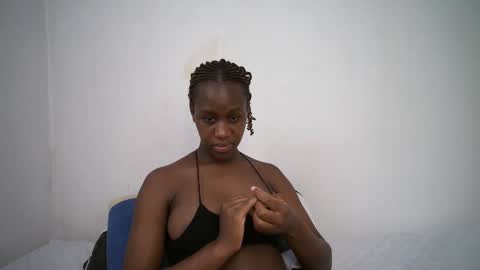 Snapshot of dollberry chatting on 02-08-25, 05:29 dollberry online show from 02-08-25, 05:29