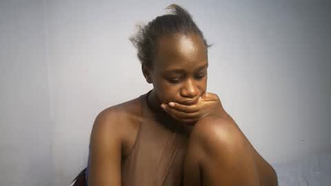 Snapshot of dollberry chatting on 02-17-25, 03:36 dollberry online show from 02-17-25, 03:36