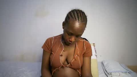 Snapshot of dollberry chatting on 02-23-25, 10:42 dollberry online show from 02-23-25, 10:42