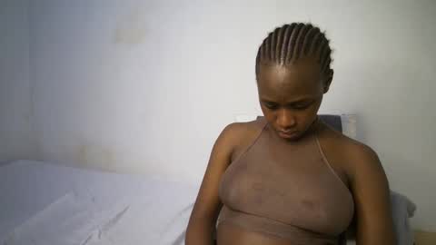 Snapshot of dollberry chatting on 03-05-25, 10:21 dollberry online show from 03-05-25, 10:21