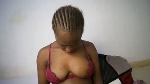 Snapshot of dollberry chatting on 03-10-25, 10:26 dollberry online show from 03-10-25, 10:26