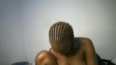 Snapshot of dollberry chatting on 03-11-25, 04:18 dollberry online show from 03-11-25, 04:18