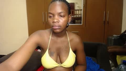 Bella online show from 10-16-25, 08:54