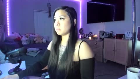 DOLLLFACE online show from 03-11-25, 02:43