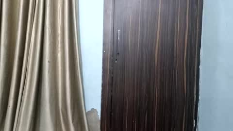 dollmeenu online show from 01-16-26, 04:22