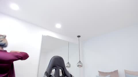 Snapshot of dolly_walker chatting on 01-23-25, 07:32 dolly walker online show from 01-23-25, 07:32