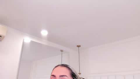 Snapshot of dolly_walker chatting on 06-07-26, 01:59 dolly walker online show from 06-07-26, 01:59