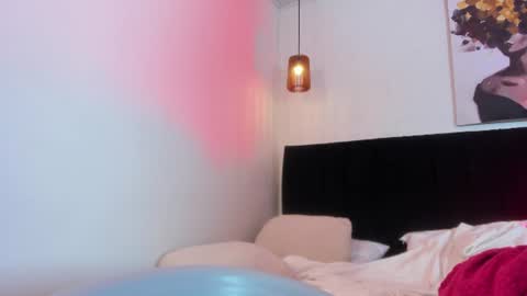 Call me Zoe  online show from 07-09-26, 10:41
