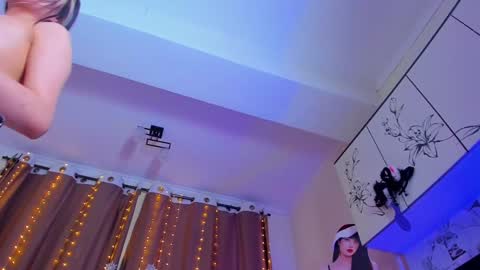 Snapshot of dollyiaa chatting on 01-26-25, 12:22 Dollya online show from 01-26-25, 12:22