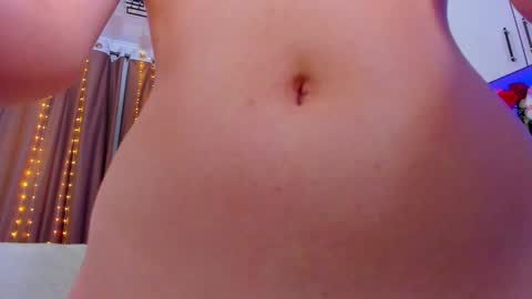 Snapshot of dollyiaa chatting on 02-08-25, 12:17 Dollya online show from 02-08-25, 12:17