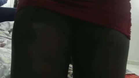 dollzues online show from 12-18-25, 05:52