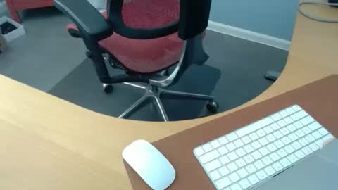 Doloroso online show from 11-01-25, 07:49