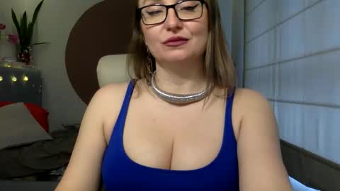 DOM MUMMY online show from 02-24-26, 12:47