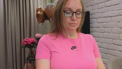 DOM MUMMY online show from 03-29-26, 04:07