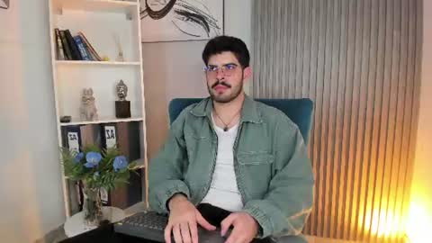 Snapshot of domboy_ chatting on 06-20-26, 08:00 domboy online show from 06-20-26, 08:00