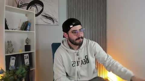 Snapshot of domboy_ chatting on 07-10-26, 08:00 domboy online show from 07-10-26, 08:00