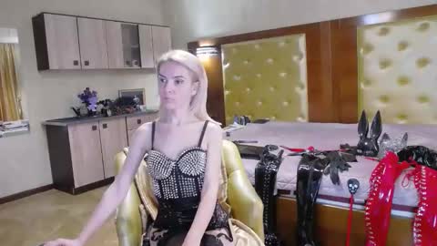 Snapshot of domcaprisse chatting on 04-21-26, 11:05 domcaprisse online show from 04-21-26, 11:05