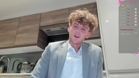 Alex...  online show from 02-12-26, 02:23