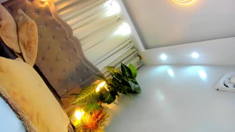 CALL ME BABY BELLA online show from 03-03-25, 01:31