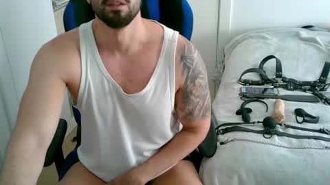 Snapshot of dominatedtitan chatting on 06-16-26, 07:11 DominatedTitan online show from 06-16-26, 07:11