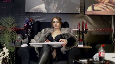 Dominatrix Eve online show from 02-07-25, 09:26