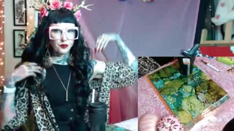 Snapshot of dominatrixmars chatting on 11-01-25, 01:40 Dominatrix Esther Mars online show from 11-01-25, 01:40