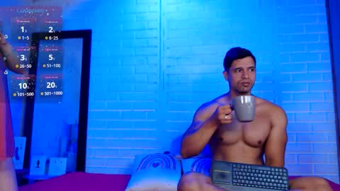 Dominc berry online show from 09-27-25, 11:26