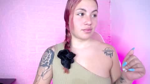   online show from 01-12-26, 12:21