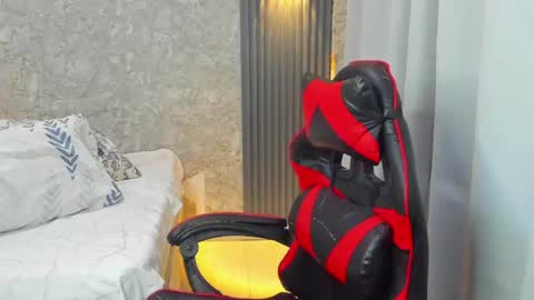 Snapshot of dominic_sg chatting on 06-18-26, 12:09 dominic_sg online show from 06-18-26, 12:09