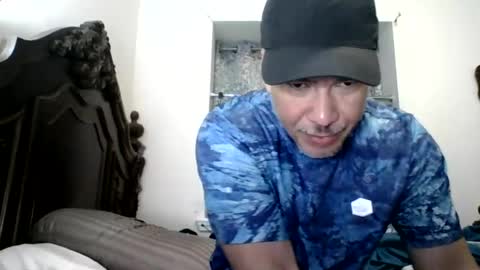 luis online show from 06-25-26, 08:57