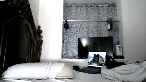 luis online show from 07-23-26, 01:58
