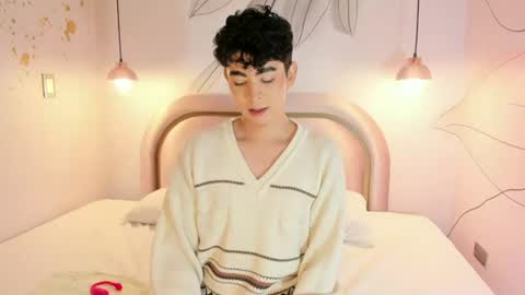 Snapshot of dominicjay_ chatting on 07-11-26, 08:22 DOMINIC online show from 07-11-26, 08:22