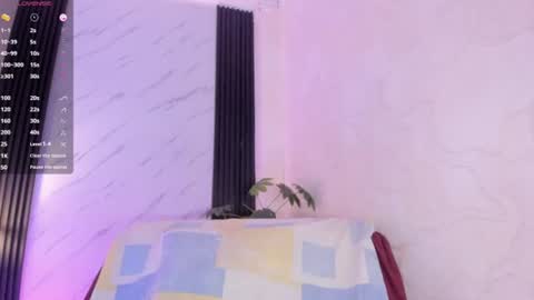 Snapshot of dominicsccott chatting on 07-18-26, 02:21 Dominicscott online show from 07-18-26, 02:21