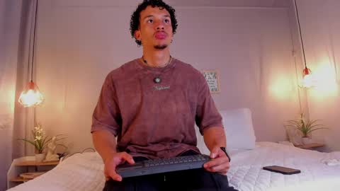 Snapshot of dominik_drake chatting on 06-04-26, 12:44 Dominik Drake online show from 06-04-26, 12:44
