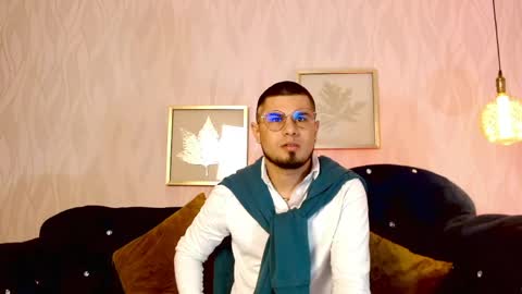 Snapshot of dominikvega chatting on 05-30-26, 06:49 Dominik online show from 05-30-26, 06:49