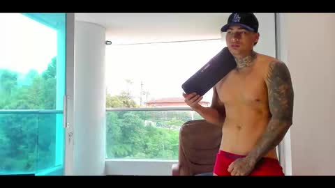 Only fans Ronnie col---InstaRonniecolleman  online show from 02-15-26, 12:25