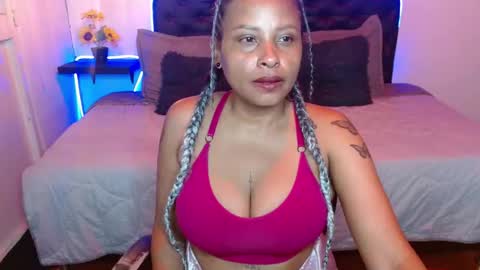  D O M I N K  online show from 11-03-25, 08:26