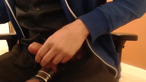 Snapshot of dominow89 chatting on 02-10-25, 11:55 Domino online show from 02-10-25, 11:55