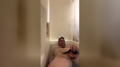 Snapshot of dommydata chatting on 12-13-25, 08:36 El Senor de Cielos online show from 12-13-25, 08:36