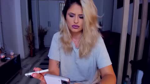 Tessa online show from 09-14-25, 06:07