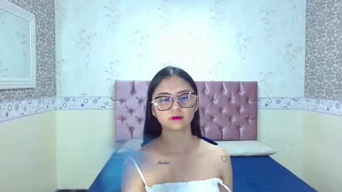 DONA Y CARL online show from 12-08-24, 02:18