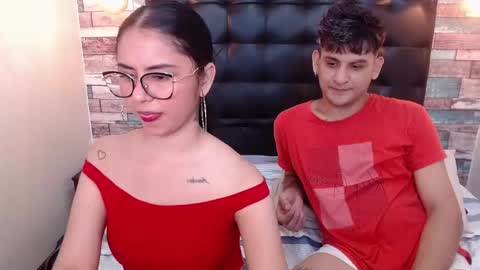 DONA Y CARL online show from 10-21-25, 11:38