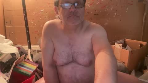 Snapshot of donedunne chatting on 04-10-26, 05:50 donedunne online show from 04-10-26, 05:50