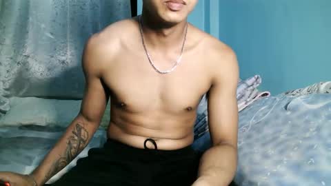 Snapshot of dongshei10 chatting on 10-21-25, 03:02 dongshei10 online show from 10-21-25, 03:02